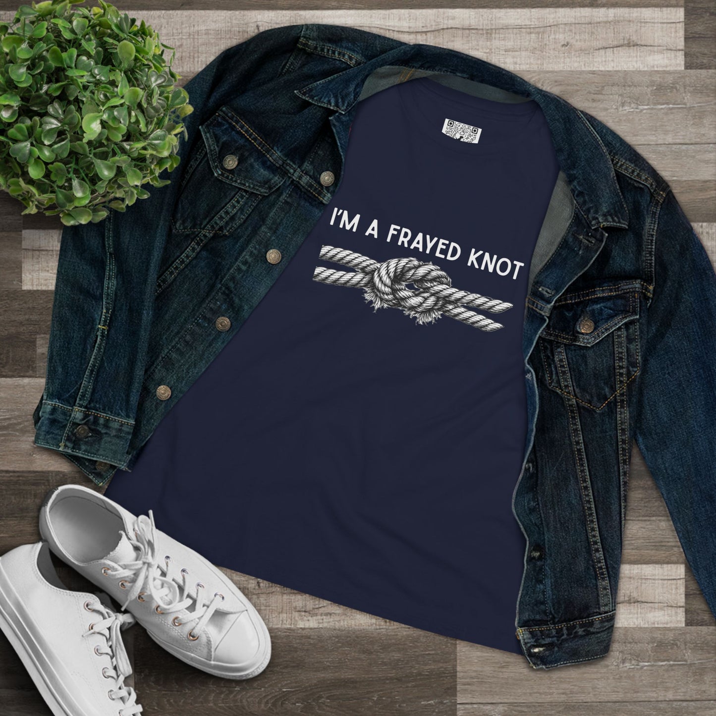 I'm a Frayed Knot Tee - Women's Graphic T-Shirt